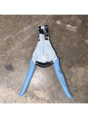 Ideal Stripmaster Wire Stripper Blue Handles